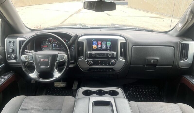 
								2018 GMC Sierra 1500 SLE full									