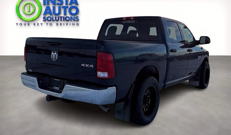 
								2017 RAM 1500 ST full									