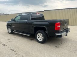 
										2018 GMC Sierra 1500 SLE full									