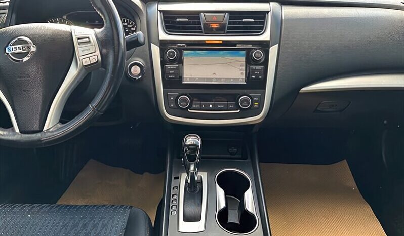 
								2018 Nissan Altima 2.5 SV full									