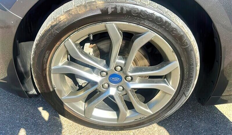 
								2020 Ford Fusion Hybrid Titanium full									