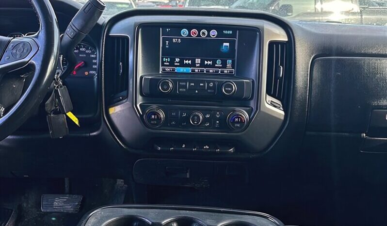 
								2018 Chevrolet Silverado 1500 LT full									