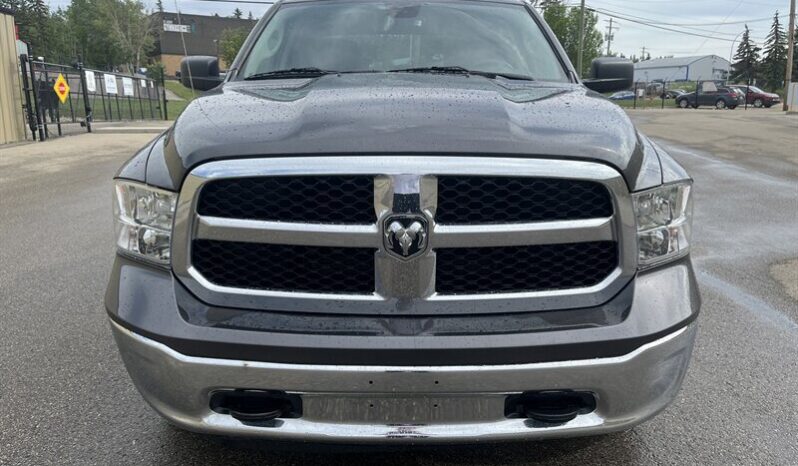 
								2022 RAM 1500 Classic SLT full									