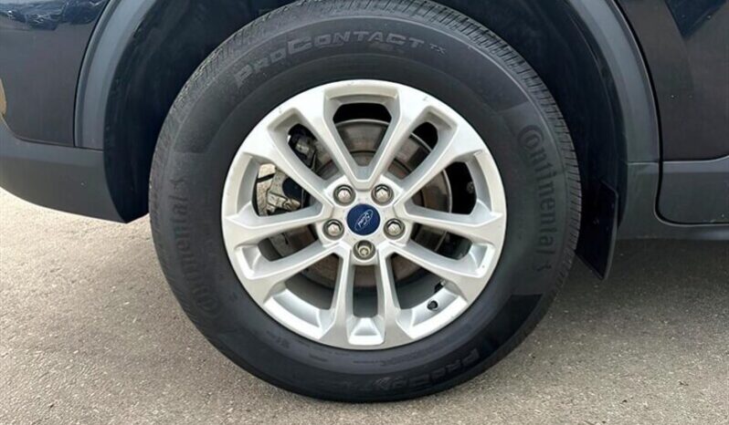 
								2022 Ford Escape SE full									