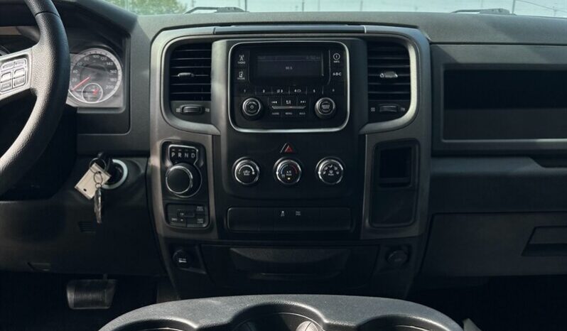
								2019 RAM 1500 Classic SXT Plus full									