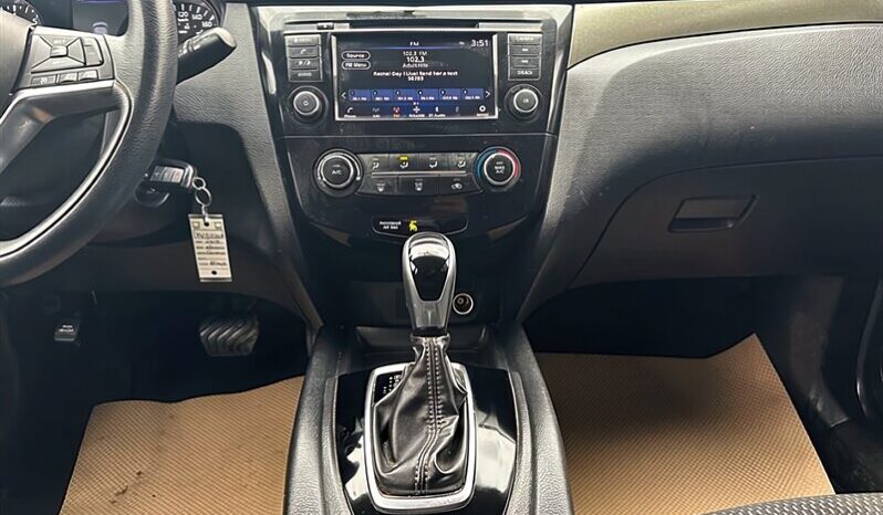 
								2019 Nissan Qashqai S full									