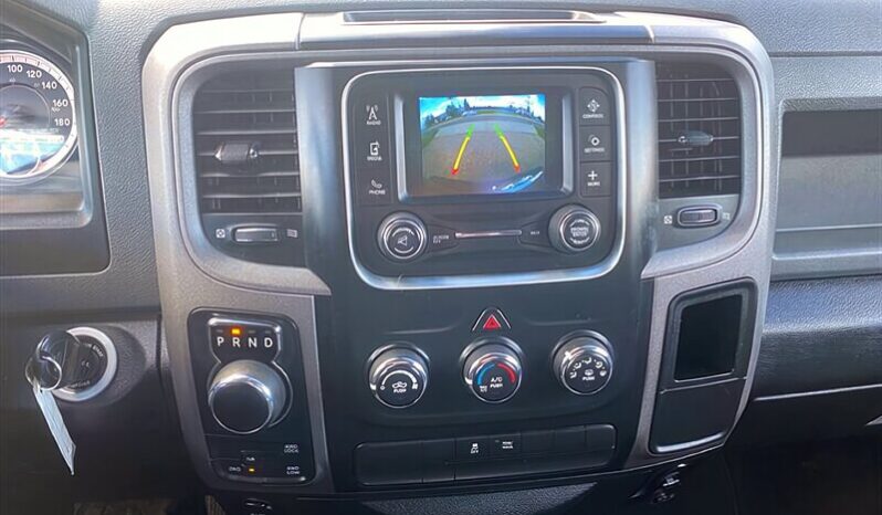 
								2017 RAM 1500 Express full									
