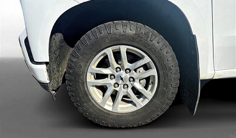 
								2020 Chevrolet Silverado 1500 RST full									