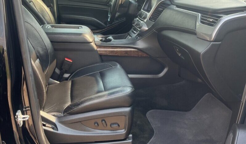 
								2017 Chevrolet Tahoe LT2 full									