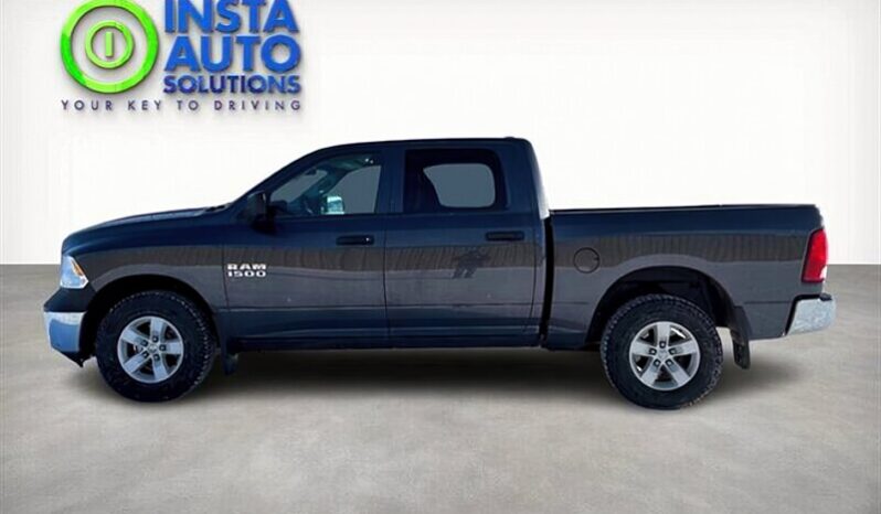 
								2017 RAM 1500 ST full									