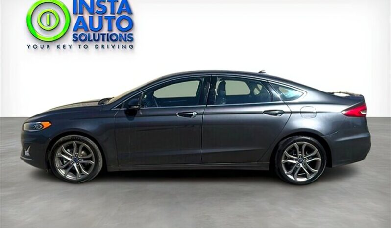 
								2020 Ford Fusion Hybrid Titanium full									