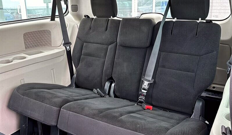 
								2018 Dodge Grand Caravan SE full									