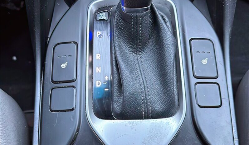 
								2018 Hyundai Santa Fe Sport 2.4L full									