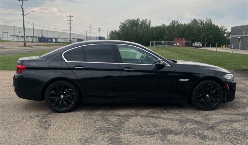 
								2016 BMW 5-Series 528i xDrive full									