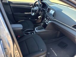 
										2019 Hyundai Elantra Preferred full									