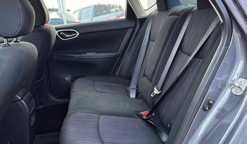 
								2019 Nissan Sentra SV full									