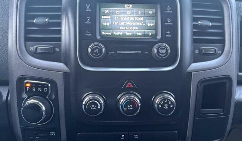 
								2017 RAM 1500 Express full									