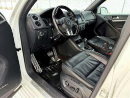 
										2017 Volkswagen Tiguan Highline 4Motion full									