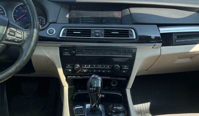 
								2012 BMW 7-Series ALPINA B7 SWB xDrive full									