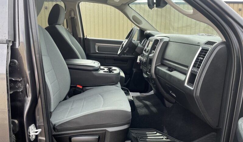 
								2022 RAM 1500 Classic SLT full									