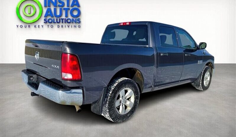 
								2017 RAM 1500 ST full									