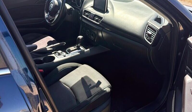 
								2015 Mazda MAZDA3 GS full									
