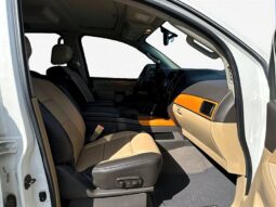 
										2013 Nissan Armada Platinum full									