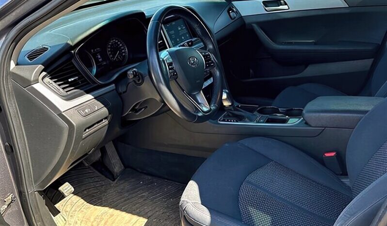 
								2018 Hyundai SONATA SE full									