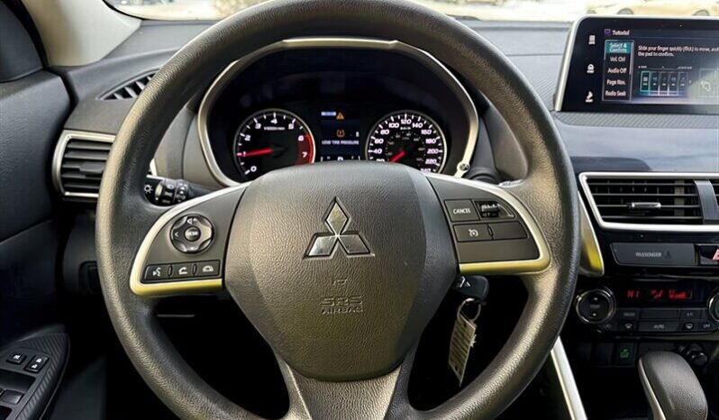 
								2020 Mitsubishi Eclipse Cross ES AWD full									