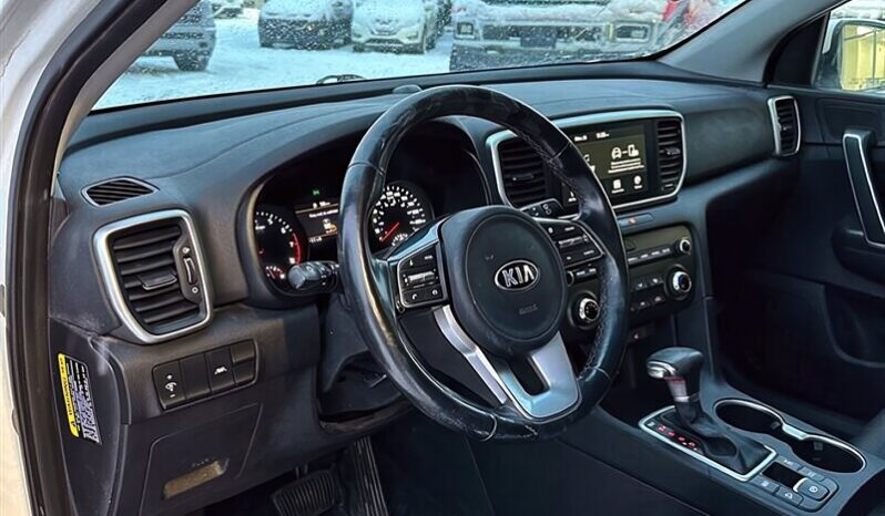
								2020 Kia Sportage EX full									