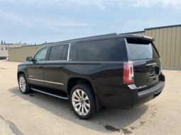 
										2020 GMC Yukon XL SLT full									