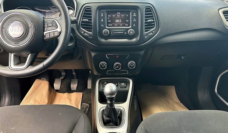 
								2018 Jeep Compass Sport full									