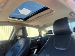 
										2020 Ford Fusion Hybrid Titanium full									