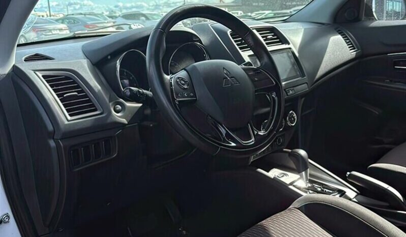 
								2019 Mitsubishi RVR SE AWC full									