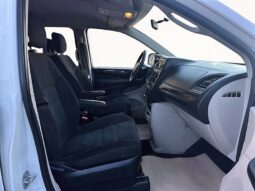 
										2017 Dodge Grand Caravan SE full									