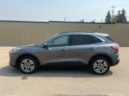 
										2021 Ford Escape SEL full									