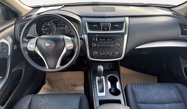 
								2017 Nissan Altima 2.5 S full									