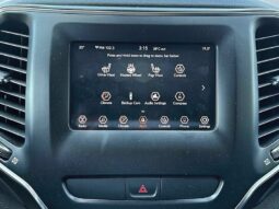 
										2019 Jeep Cherokee North full									