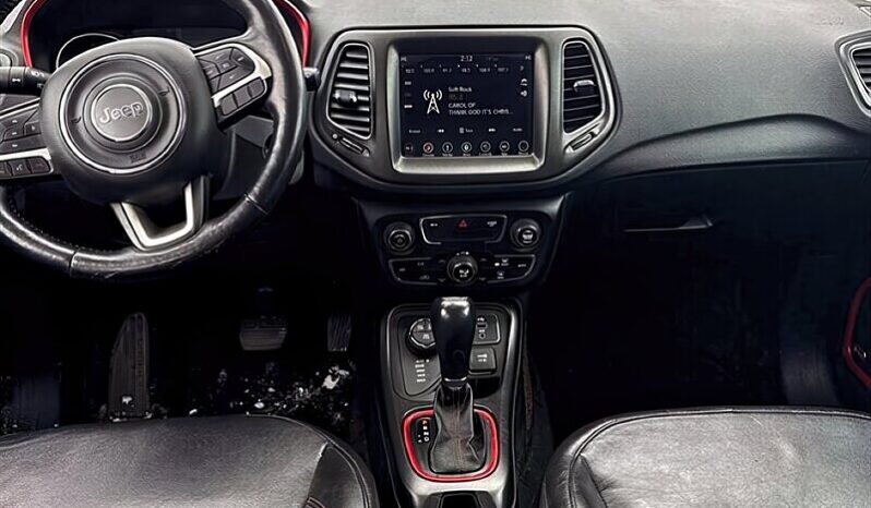 
								2018 Jeep Compass Trailhawk full									