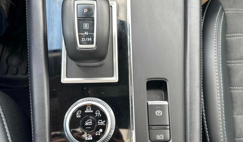 
								2024 Mitsubishi Outlander LE full									