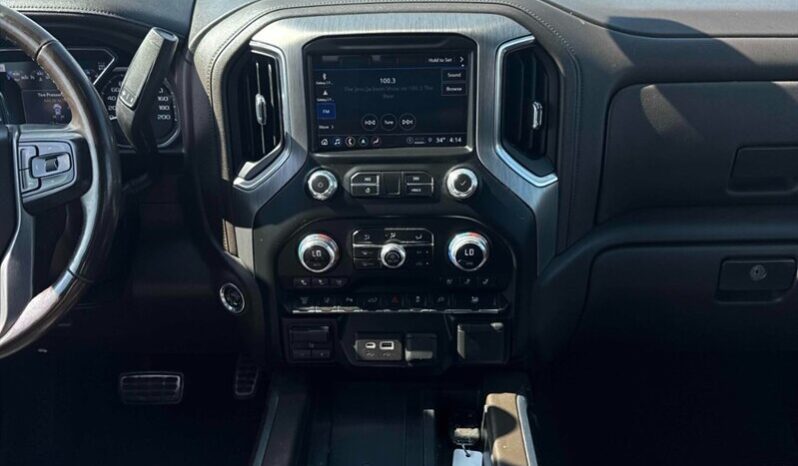 
								2023 GMC Sierra 3500 Denali full									