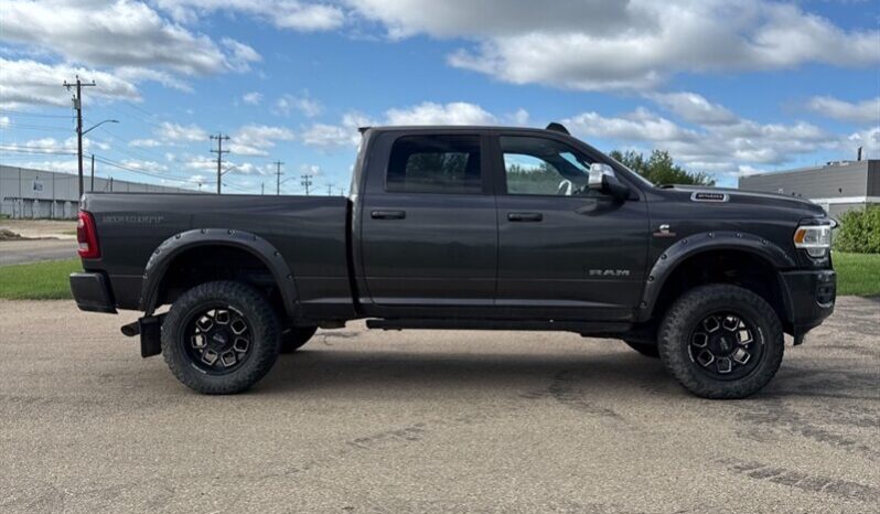 
								2022 RAM 2500 Laramie Sport Lifted Diesel full									
