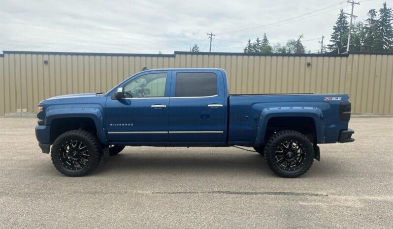 
								2017 Chevrolet Silverado 1500 LTZ Z71 full									