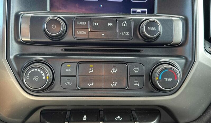 
								2018 Chevrolet Silverado 1500 LT full									