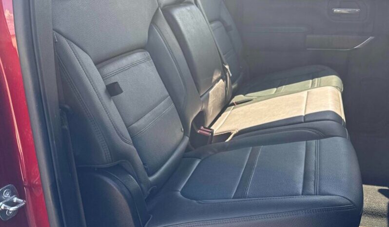 
								2023 GMC Sierra 3500 Denali full									