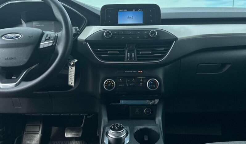 
								2021 Ford Escape S full									