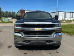 
										2018 Chevrolet Silverado 1500 LT full									