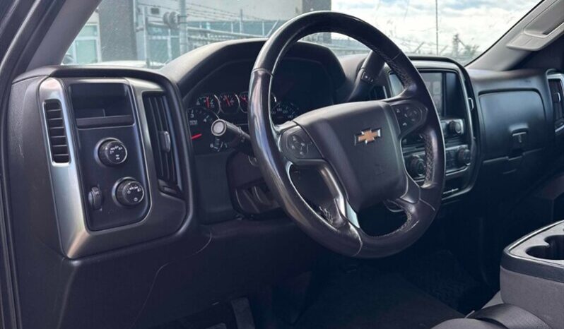 
								2018 Chevrolet Silverado 1500 LT full									
