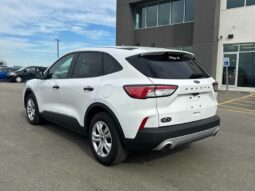 
										2021 Ford Escape S full									