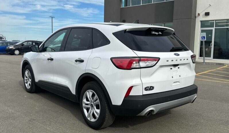 
								2021 Ford Escape S full									